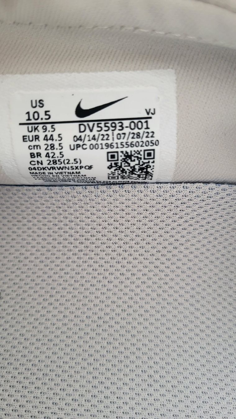 Nike Scarpe da uomo: Nike moc flow sp /undercover – Nuovo e nell'imballaggio originale da Bern venduto da Sneakerheadz 4