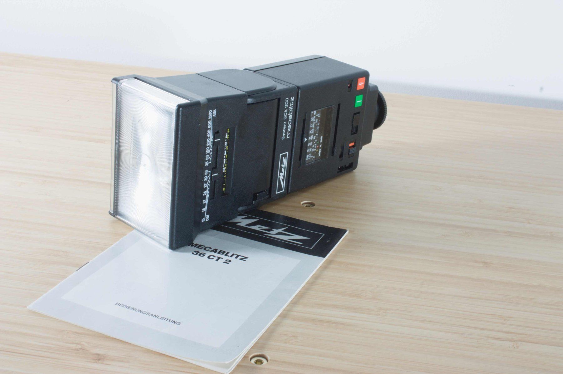 Mecablitz Flash: METZ MECABLITZ 36 CT-2 · AUFSTECKBLITZ – Usato da Zürich venduto da thelittleerik 2