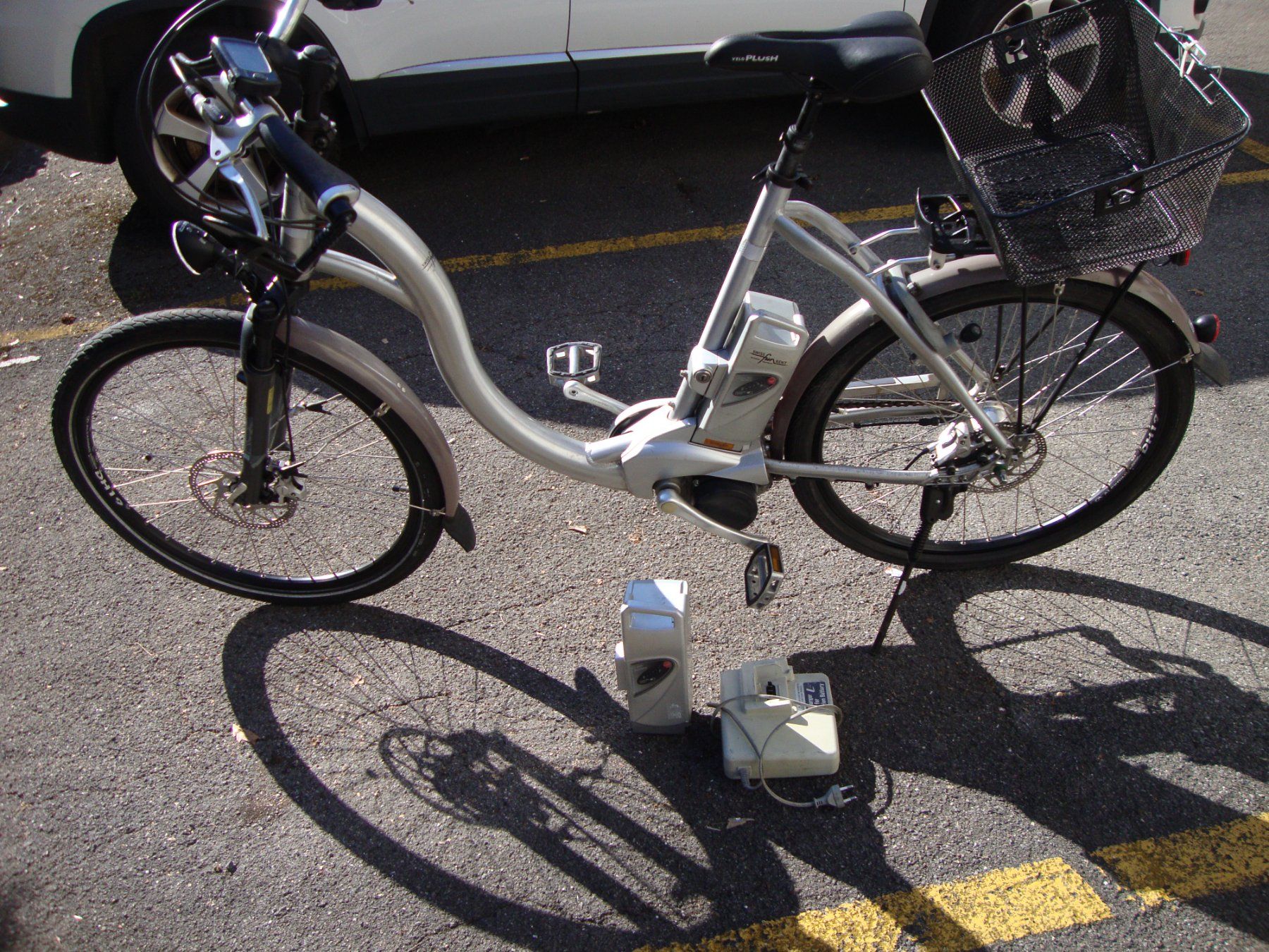 Flyer Velos: Flyer  E. Velo – Gebraucht aus Thun von Velo-7 6