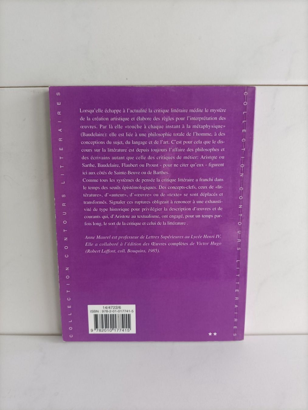 Libri: La critique / Anne Maurel / Hachette 2008 – Usato da crans montana venduto da AB3963 1