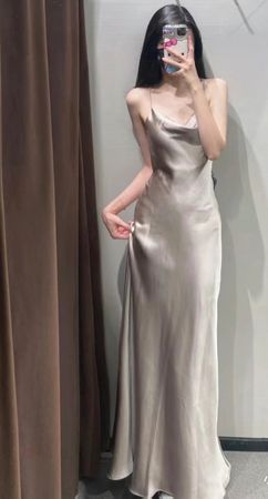 Sommerkleid, Event. S/ Robe d‘été S