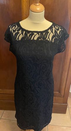 Robe Sinéquanone