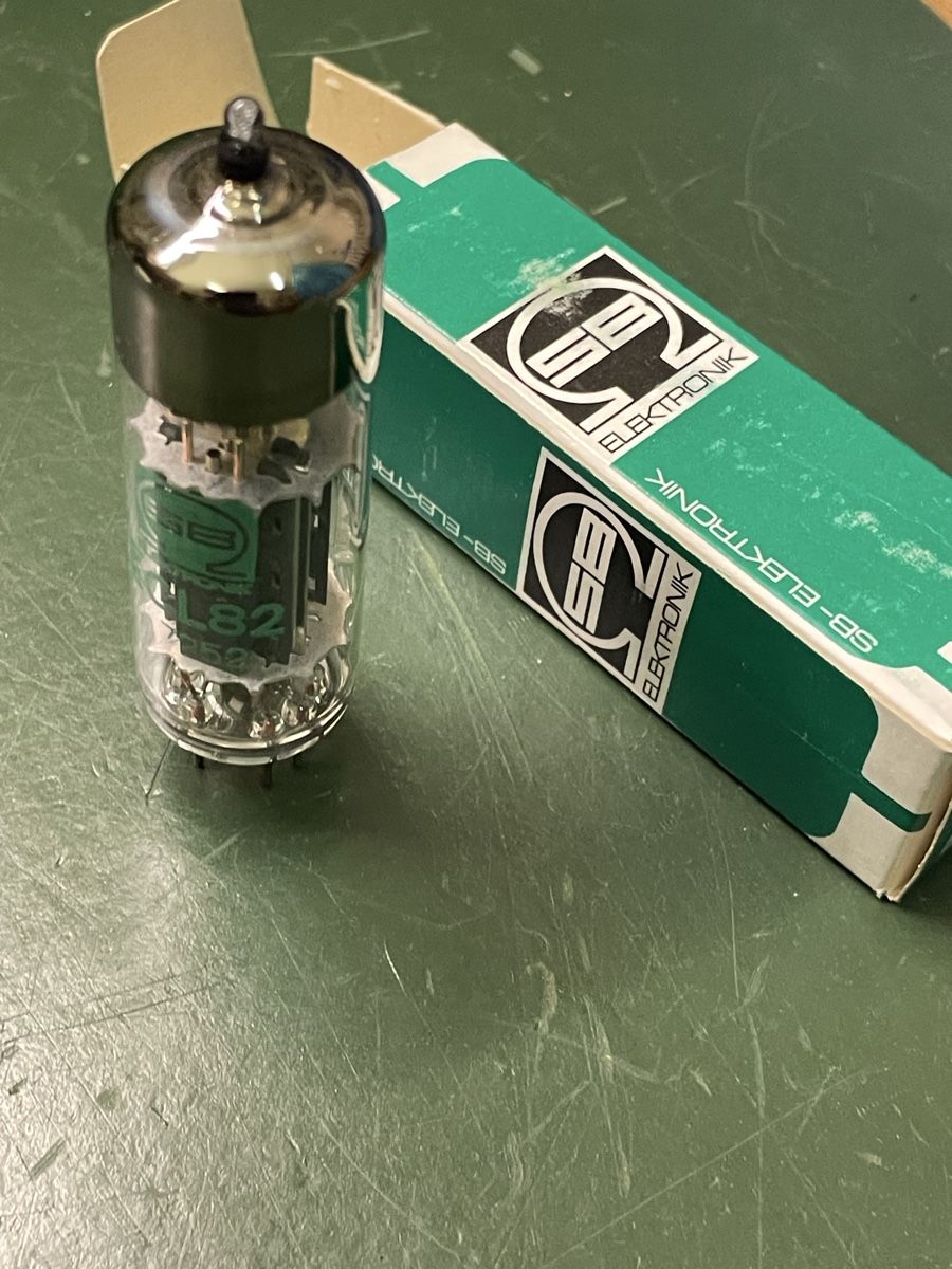 Componenti elettronici: ECL82 Röhre  – Nuovo e nell'imballaggio originale da Oftringen venduto da Jradioman