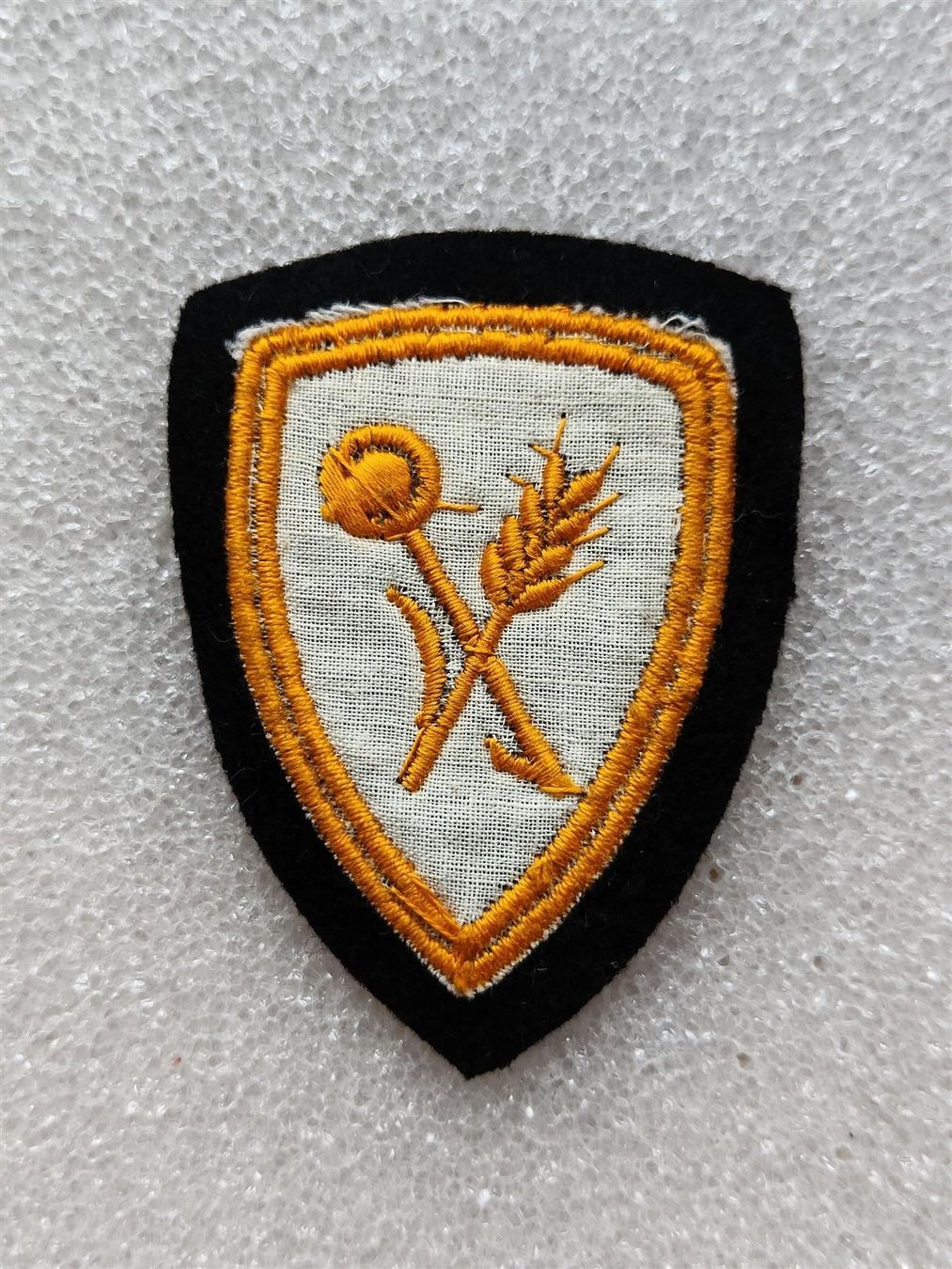 Placchette & Badge: Funktionsabzeichen Küchenchef 1968 V2 – Usato da Bauma venduto da SwissMilitaria 1