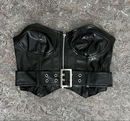 schwarzer Top 