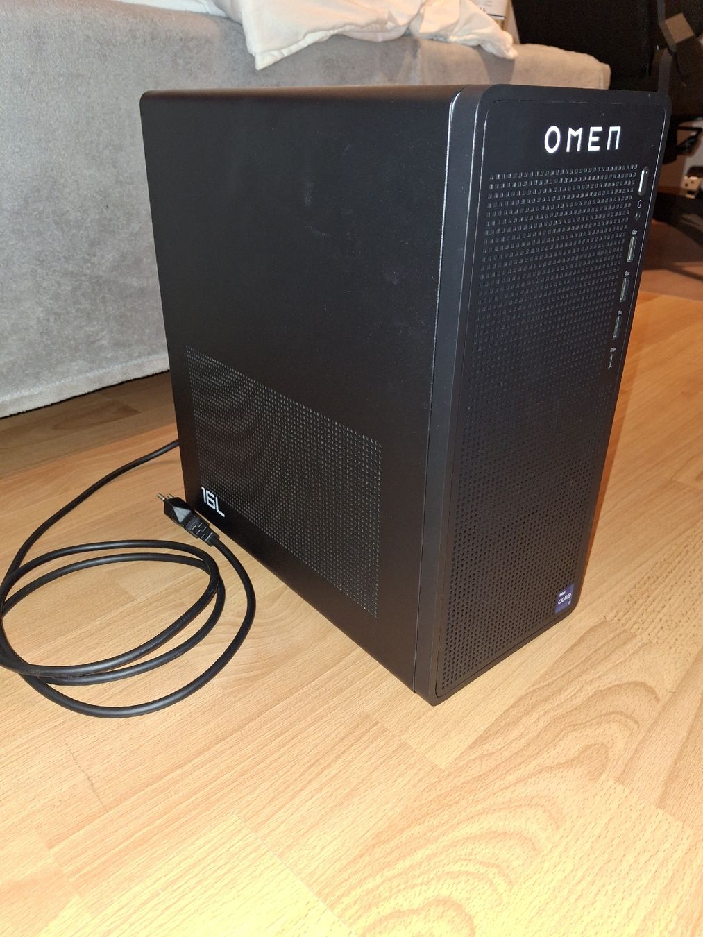 PC: Omen 16L Gaming Desktop  – Usato da Flawil venduto da dodgegirl87