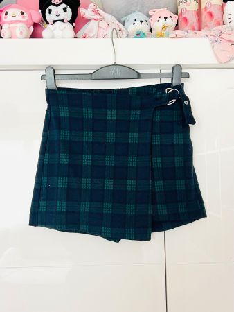 Rock mit Hose