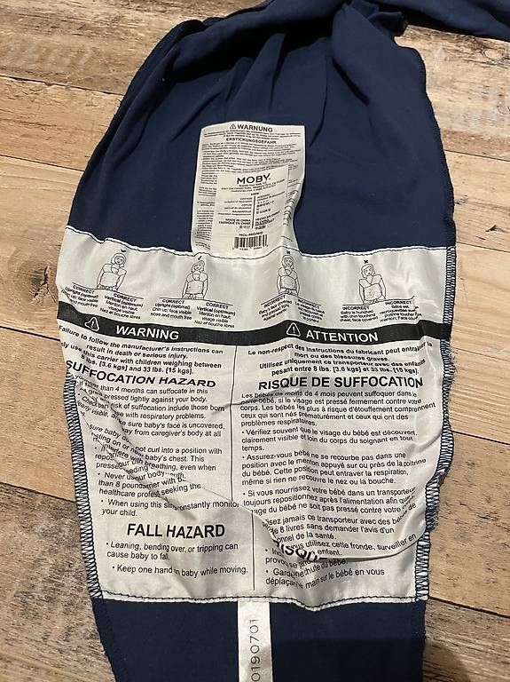 Porte-bébés ventraux & dorsaux: Moby Wrap Tragetuch in blau – D'occasion à Ruswil par PAAR 1