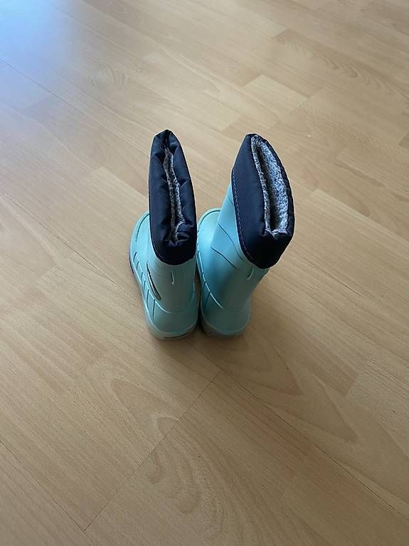 Schuhe für Jungen: Schuhe Kinder  – Gebraucht aus Zürich von ER-