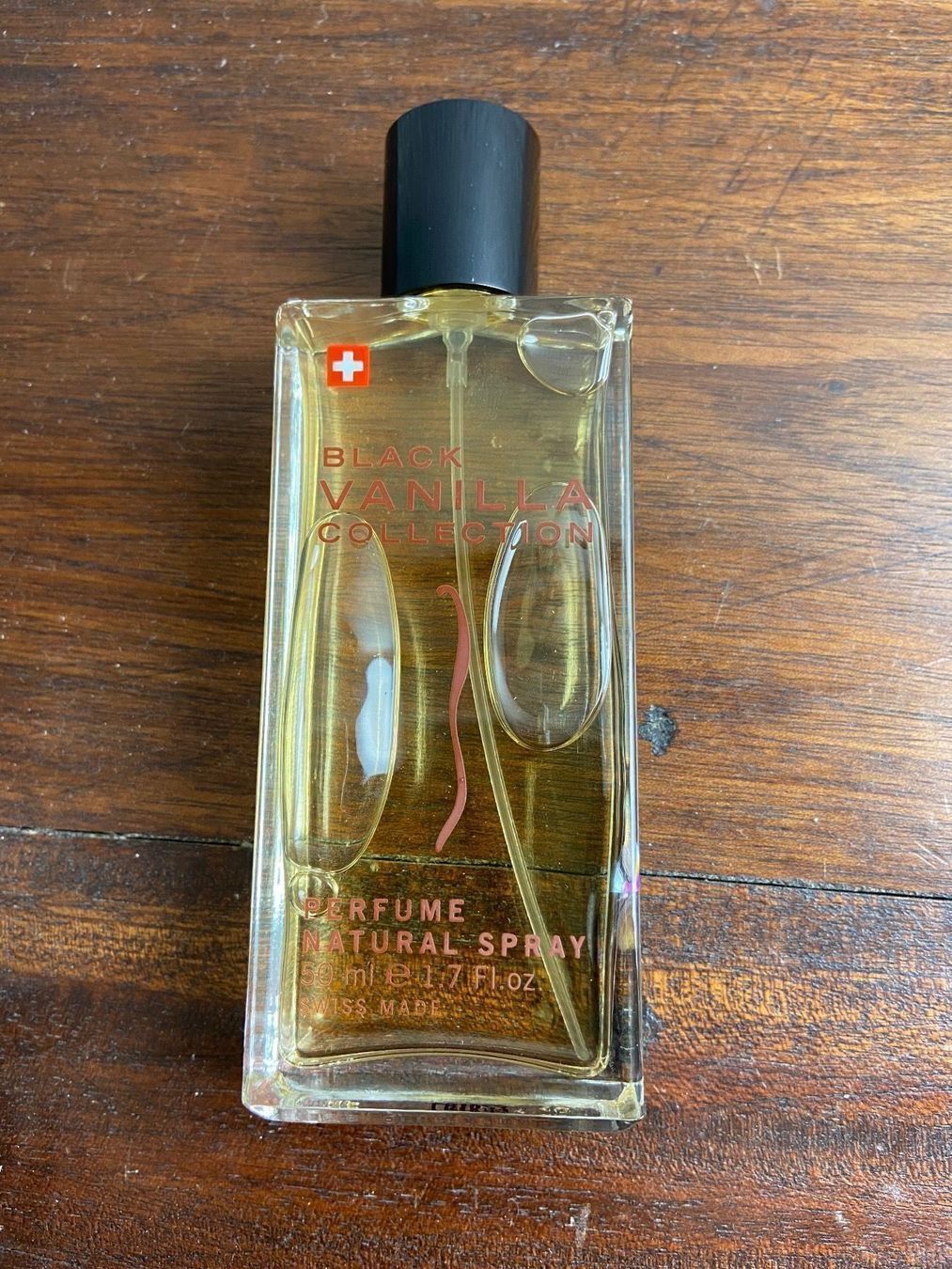 Profumi & Eau de Toilette: Parfum Black Vanilla Collection Swiss – Nuovo (secondo la descrizione) da Veyrier venduto da Leilazizou 1