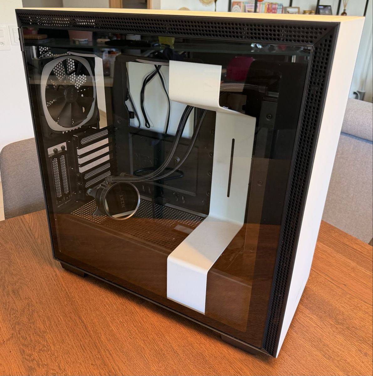 NZXT Gehäuse: Boitier PC – Gebraucht aus Palézieux-Village von Xenyan
