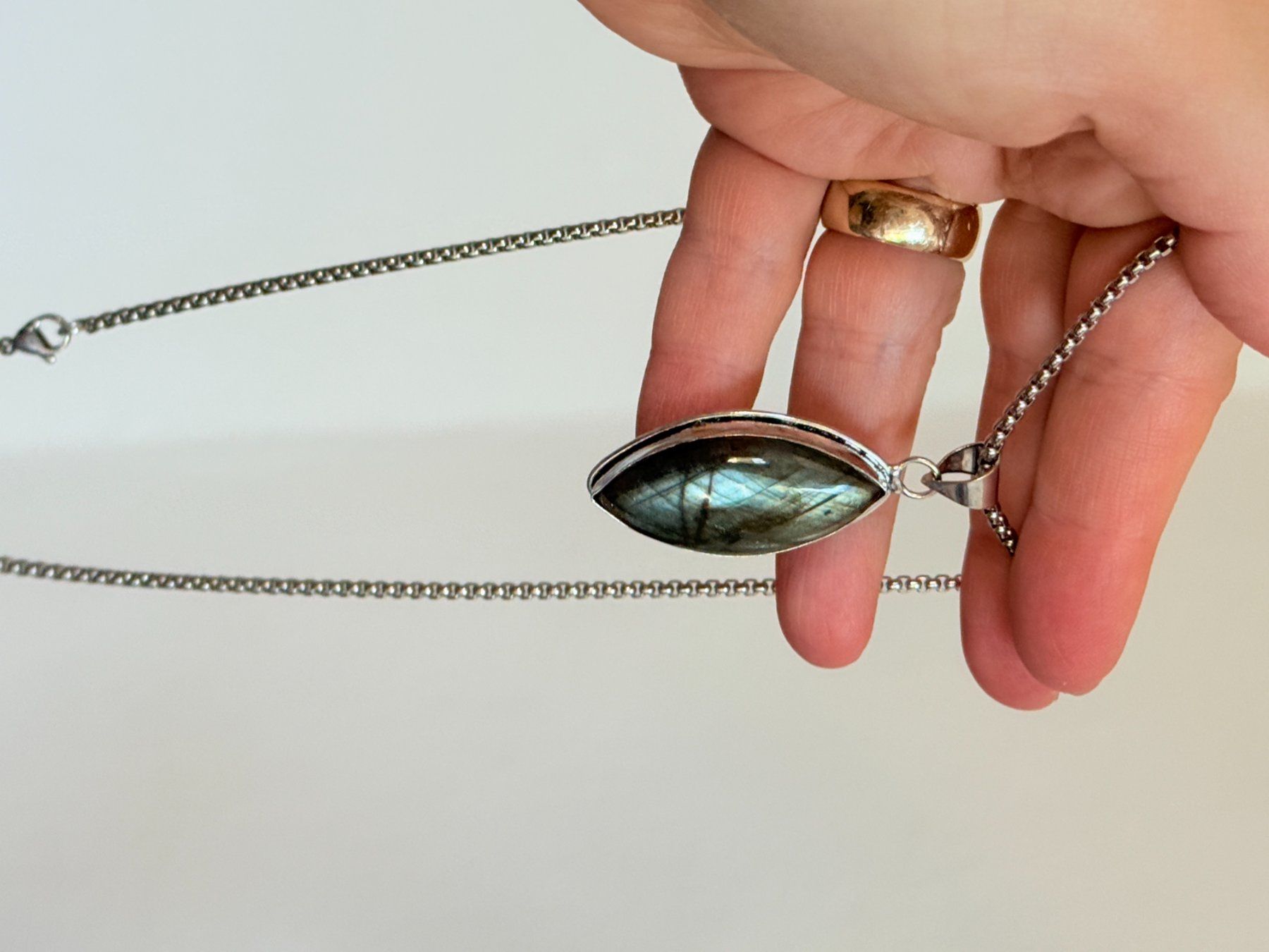 Catenine: Collier Labradorite Marquise Massif Neuf – Nuovo e nell'imballaggio originale da Genève venduto da AWWA 3