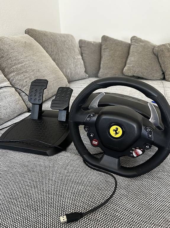 Controller: Thrustmaster Ferrari GT Experience Lenkrad + Pedale  – Gebraucht aus Pratteln von Nicccii