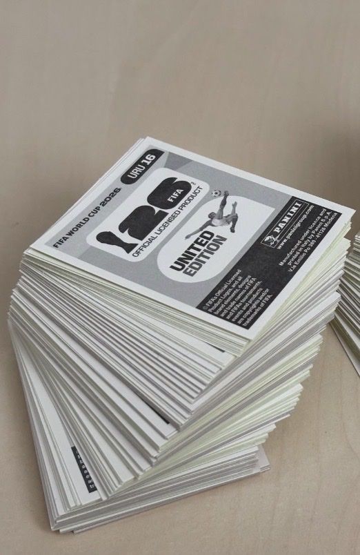Panini Cartes à collectionner: Panini 2026 VM lot de 100 cartes (sans doublon) – Neuf (Voir description) à sorens par Adr_z78t