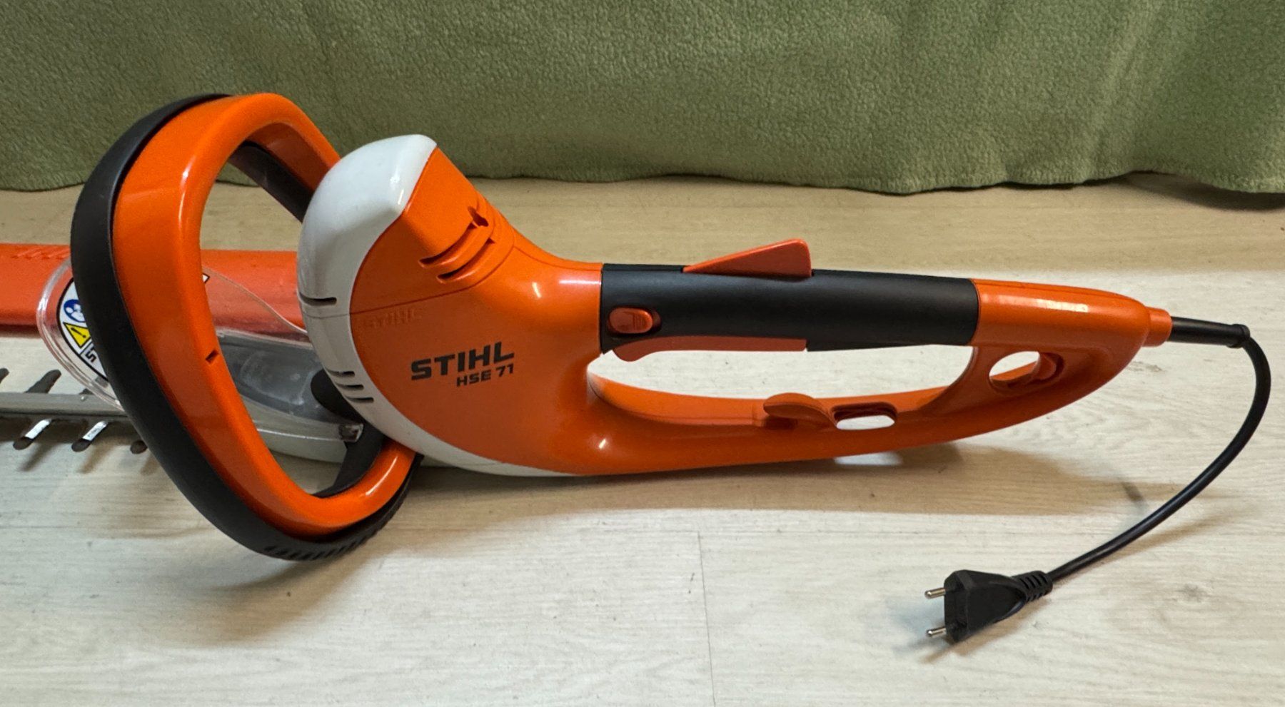 Stihl Tutte le macchine: STIHL HSE 71 Elektro-Heckenschere – Usato da Biberist venduto da Blue56 2