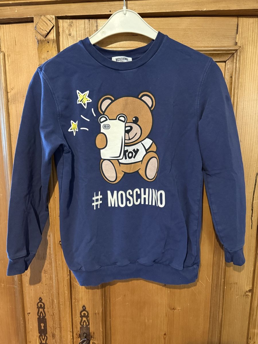 Moschino Maglioni & Felpe: Moschino Pulli 152 – Usato da Herrliberg venduto da Juliaisidor