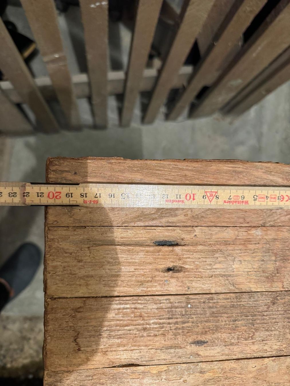Sonstige Dekorationen & Accessoires: Holzstele / Holzsäule / Holzpodest – Gebraucht aus Winterthur von Tools8 1