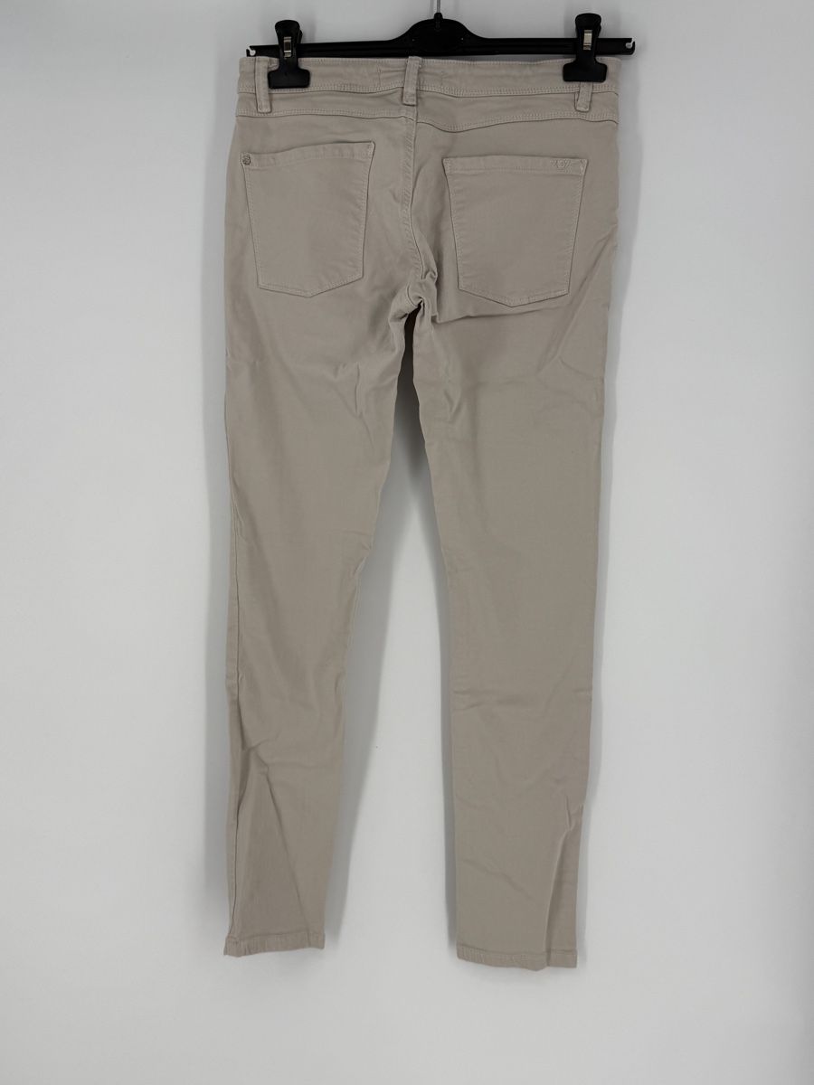 Zara Jeans: Zara Jeans Gr. 40 – Usato da Auenstein venduto da moin. 1