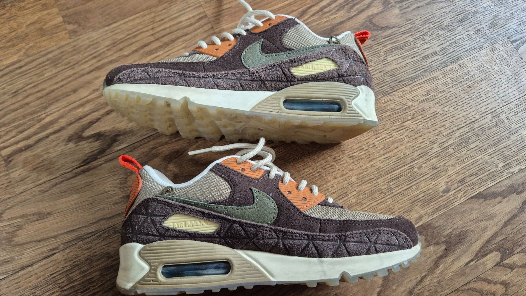 Nike Damenschuhe: Brown Nike Air Max 90 size 38 – Gebraucht aus Zürich von monadiederich 4