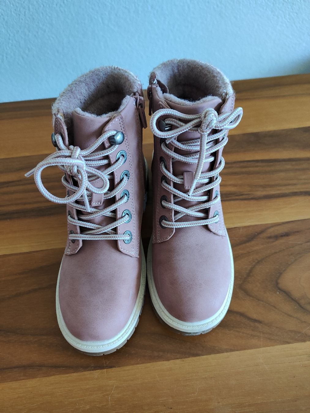 Bench Scarpe per ragazze: Bench Winterboots, Gr. 31, rosa, Top Zustand – Usato da Bäretswil venduto da Foif5 1