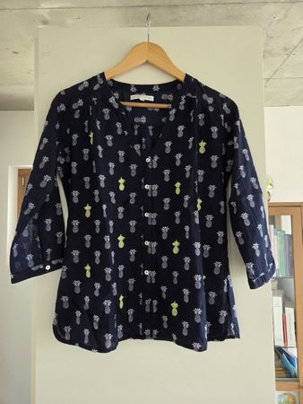 Armand Thiery Bluse Ananas Muster blau Gr. S neuwertig