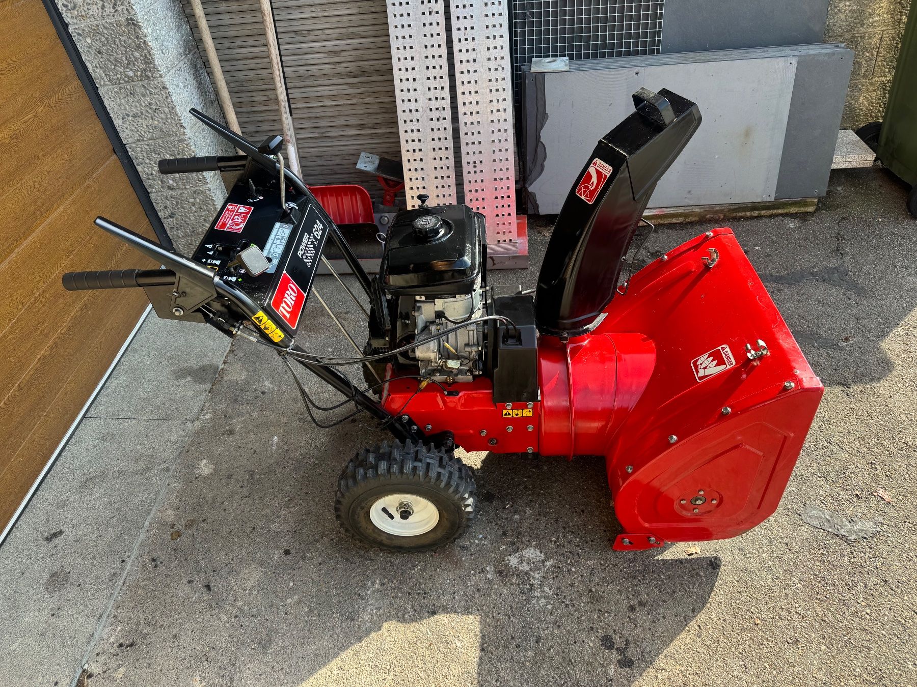 Toro Tutte le macchine: Schneefräse Toro Power Shift 624 – Usato da Uetliburg SG venduto da Costaa 6