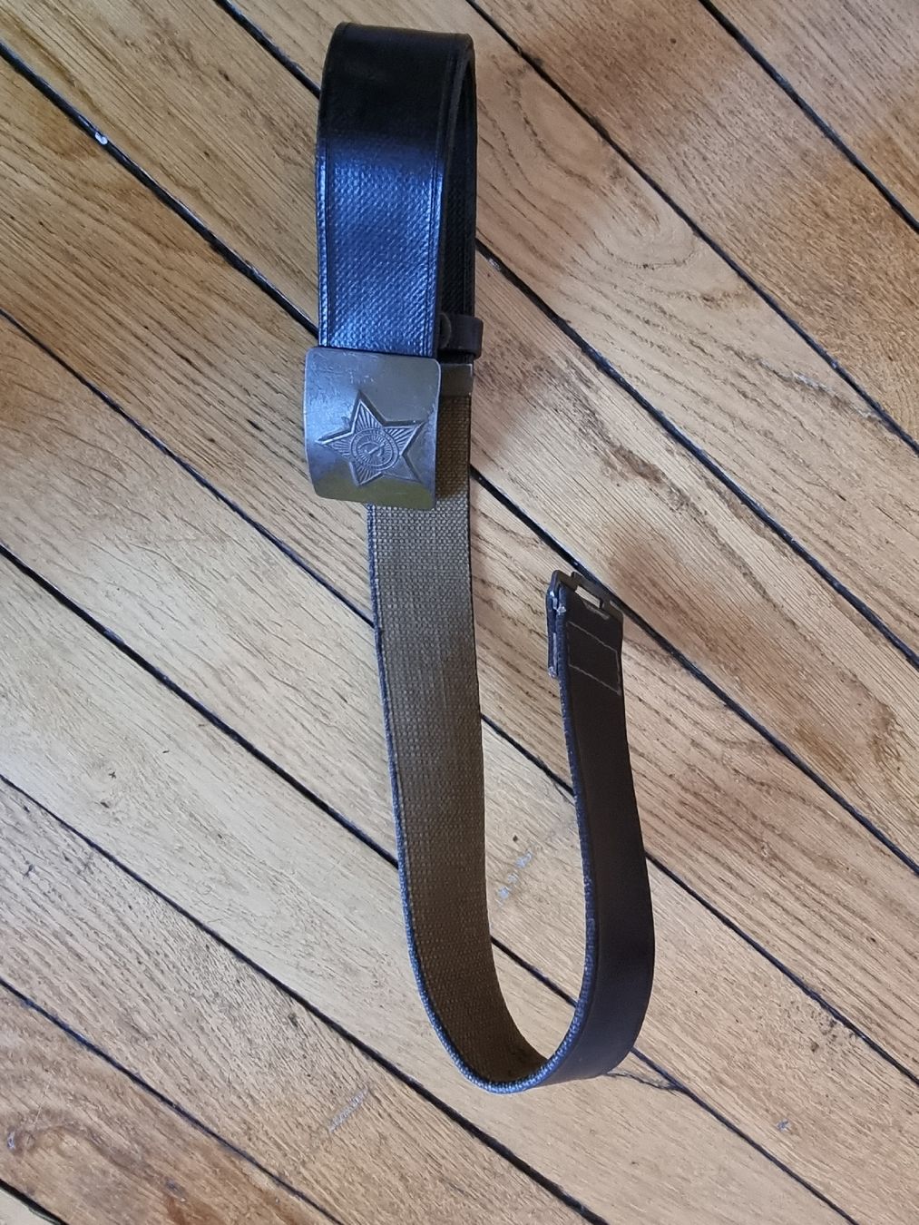 Uniformen: USSR Militär Ledergürtel – Gebraucht aus Schaffhausen von Leveron13 1