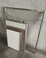 4 verschiedene Alu-Wechselrahmen mit Glas