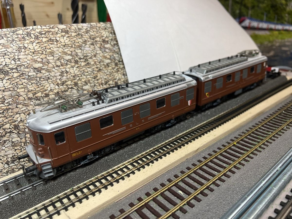 Hag Modellini di ferrovie: HAG BLS Lok 8/8 – Usato da Dübendorf venduto da Troggy 1