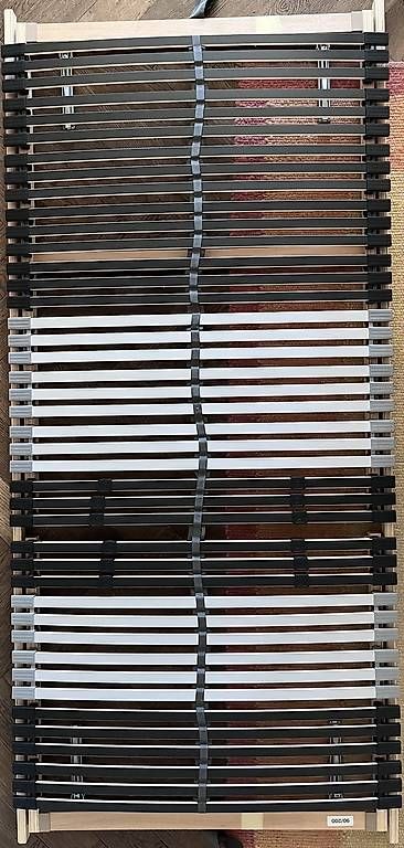 Reti a doghe: Sommier  90x200 – Usato da Prilly venduto da stublanc 1