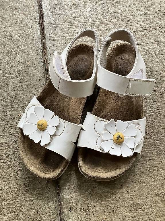 Scarpe per ragazze: Primigi Sandale Gr. 30 – Usato da Zollikon venduto da CorViv