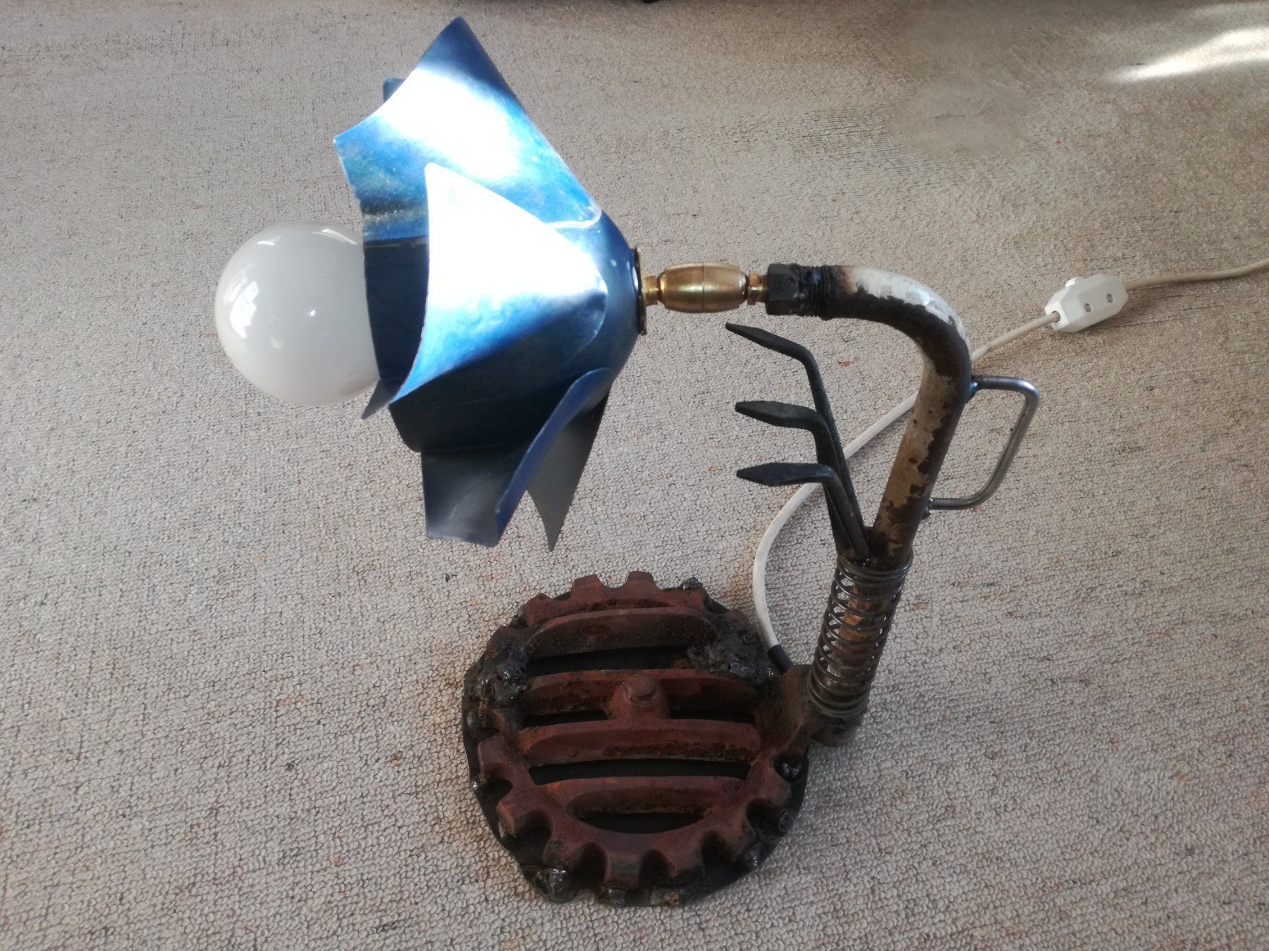 Lampade: Tischlampe Upcycling – Usato da Sursee venduto da Ursus_LU