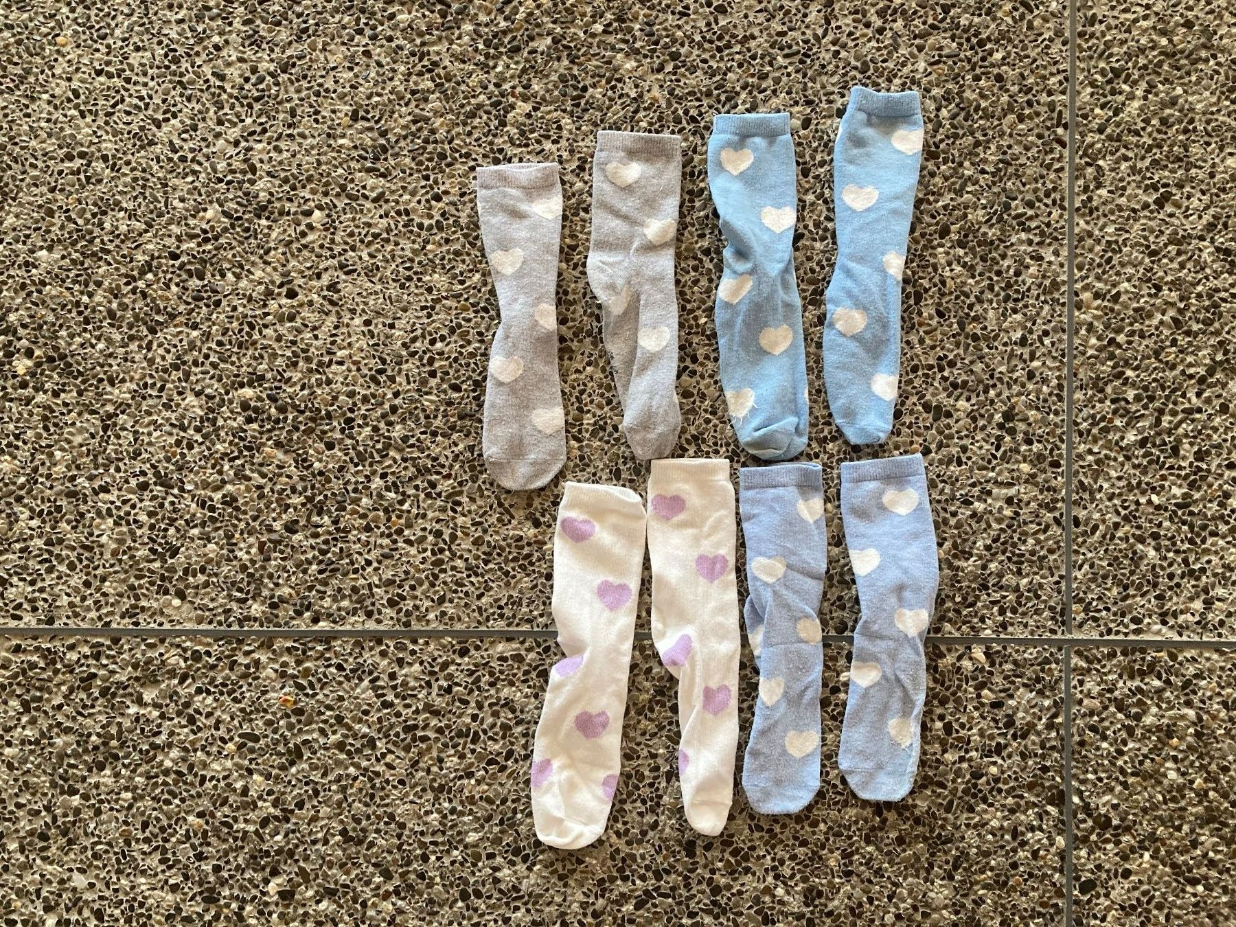 C&A Socken für Kinder: Socken Herz, Gr. 34-36 – Gebraucht aus Aetingen von Nadinsky 1