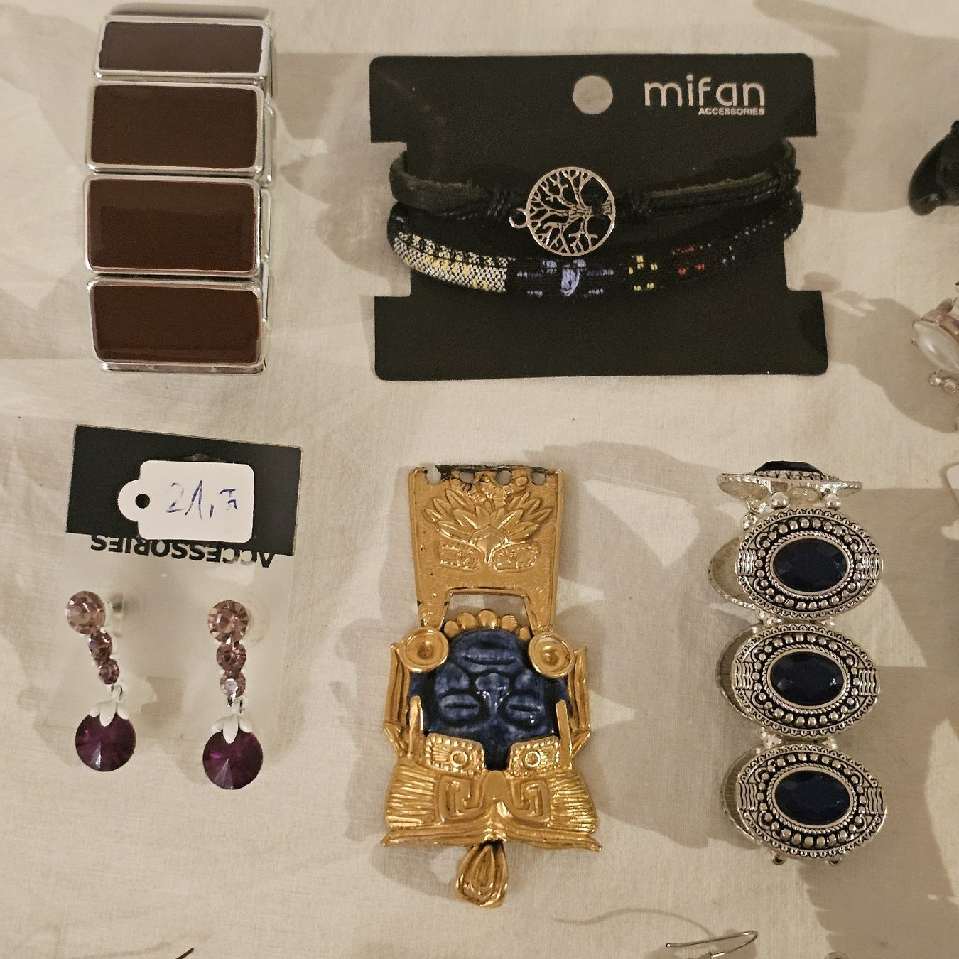 Altri gioielli: Grosses  schönes schmuck lot Endet – Nuovo (secondo la descrizione) da wolfhalden venduto da 46464646 1