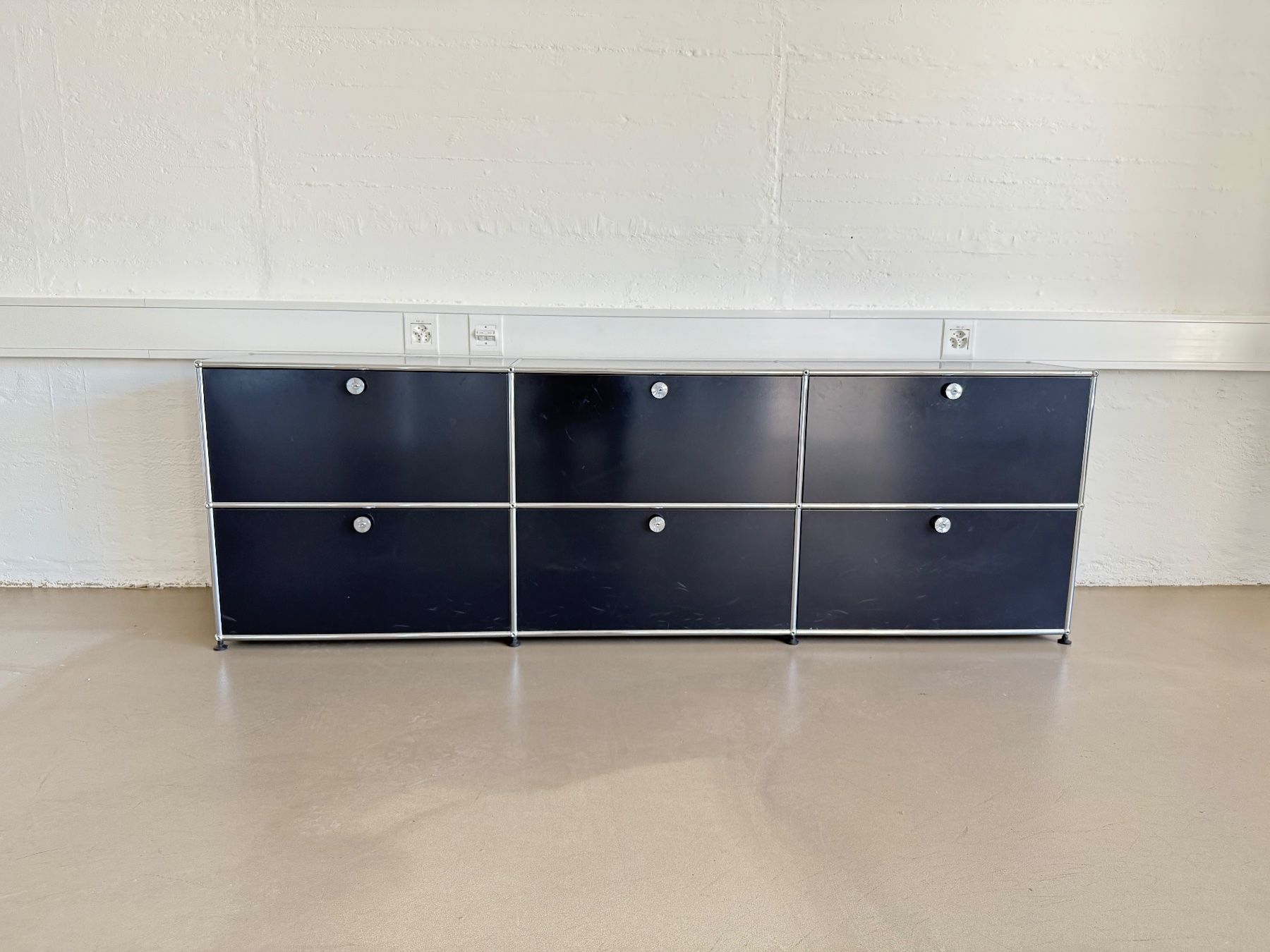 USM Regale: USM Sideboard,3x2, T35, Graphitschwarz – Gebraucht aus Grenchen von Design-Outlet 3