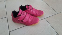 Hallenturnschuhe von Kappa Grösse 34