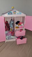 Baby Born Kleiderschrank mit Zubehör, top Zustand