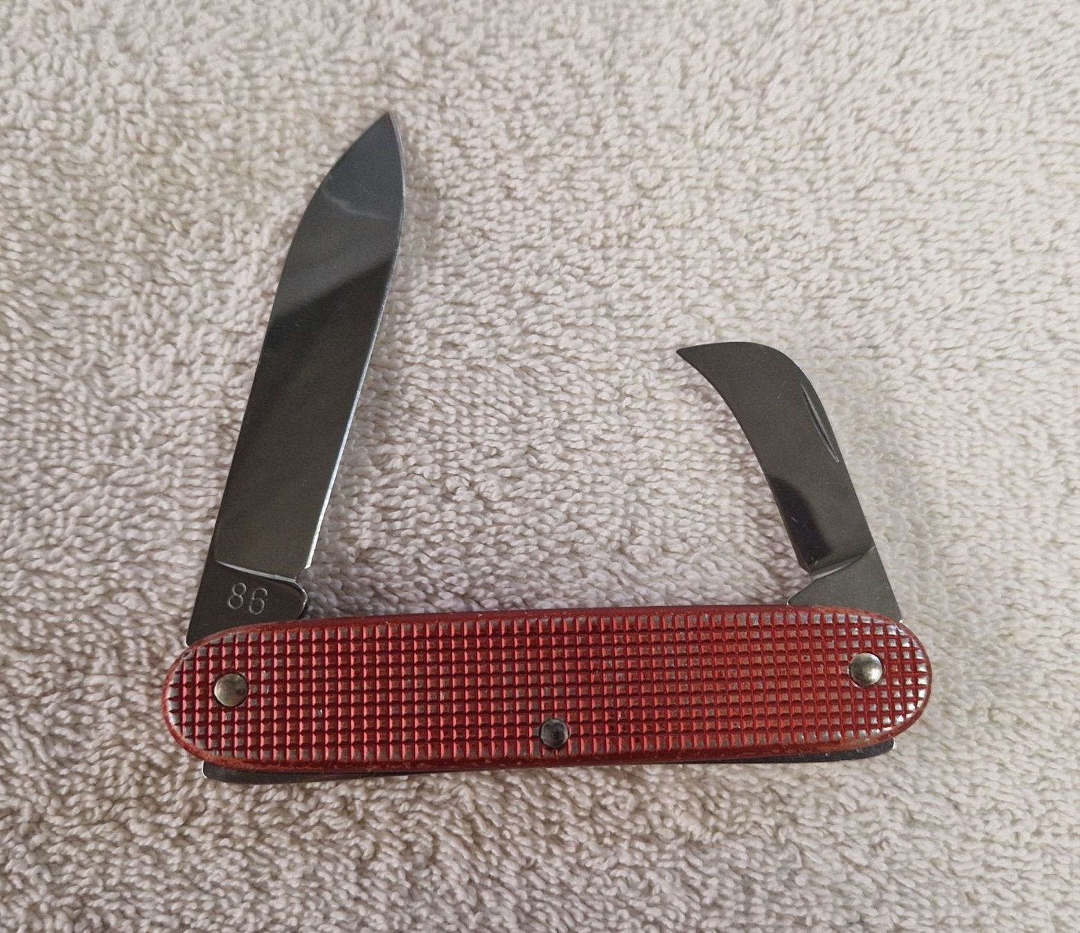 Victorinox Coltelli tascabile: VICTORINOX 86 – Usato da Bilten venduto da Mic2022