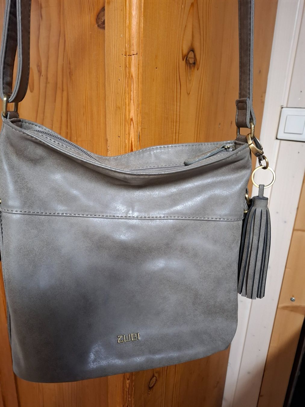 Zwei Borse da donna: ZWEI Leder-Handtasche in Taupe – Usato da Selzach venduto da Sennemeitschi11