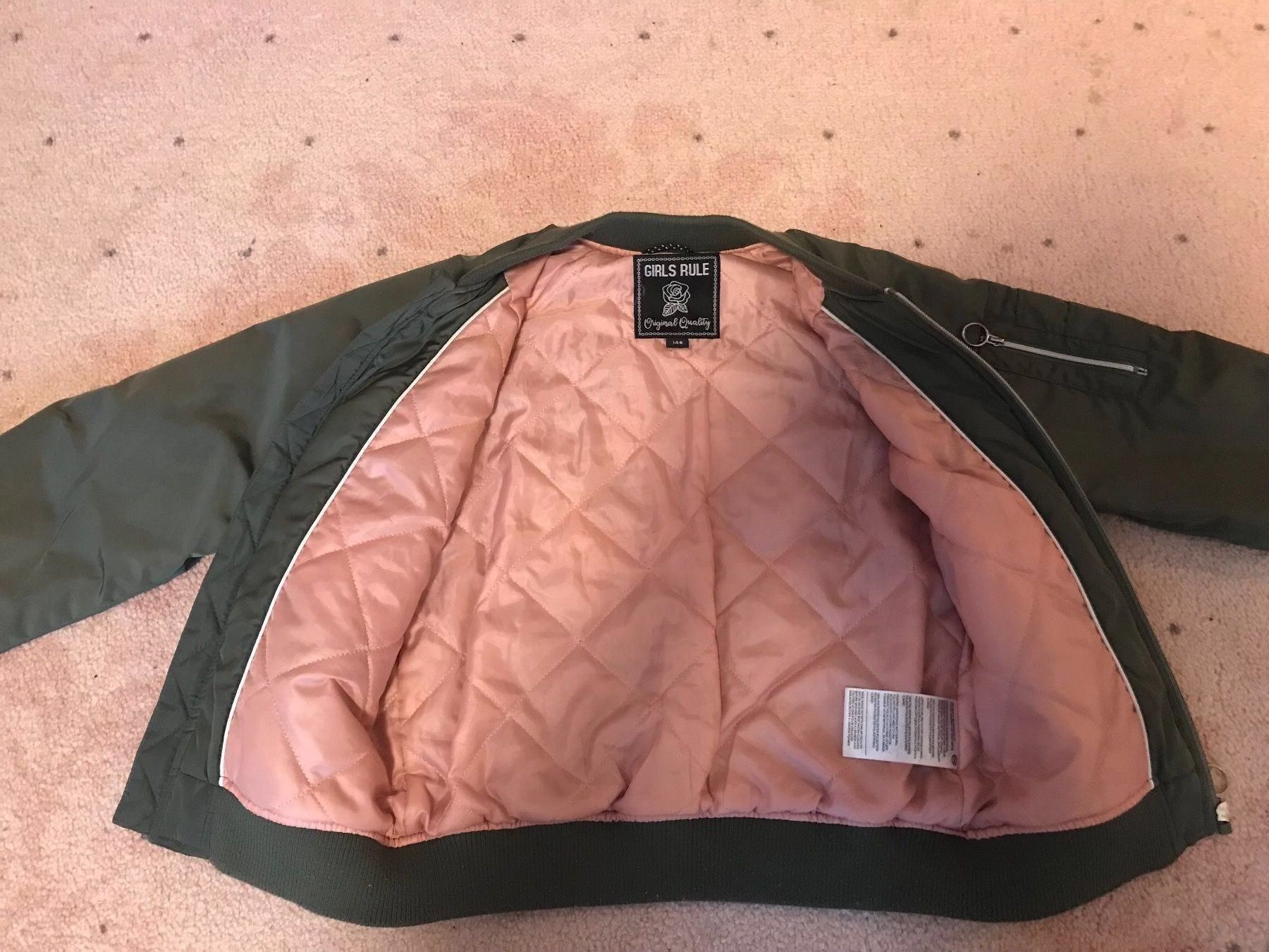 C&A Giacche & Cappotti: Mädchen Bomber Jacke , Gr.146 – Nuovo (secondo la descrizione) da Vezia venduto da luce2011 2