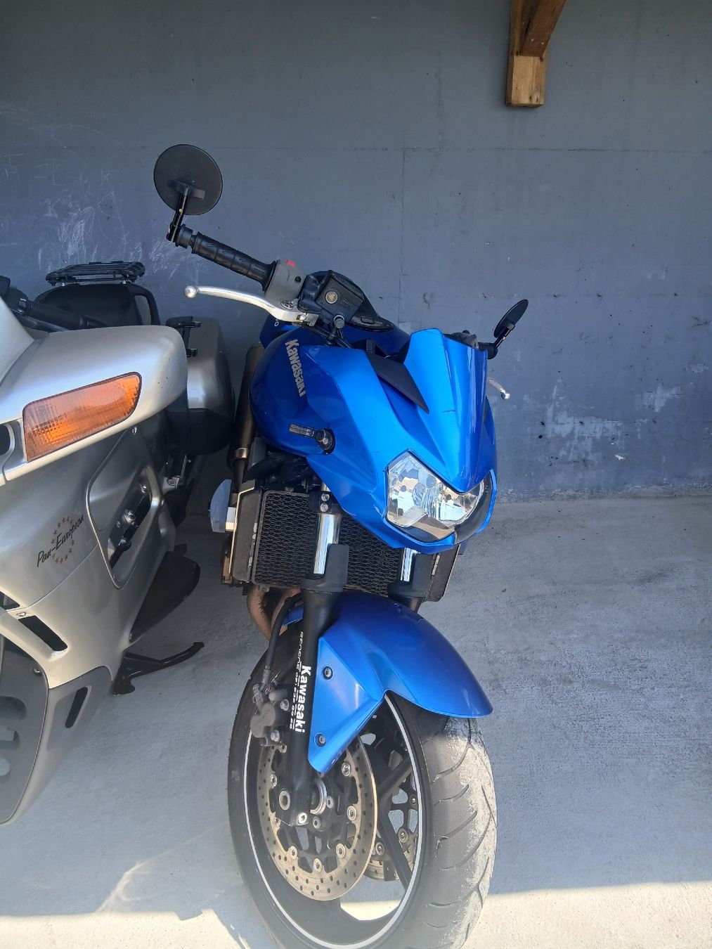 Strada: Honda BMW Kawazaki  – Usato da Romanel-s-Lausanne venduto da site76 3