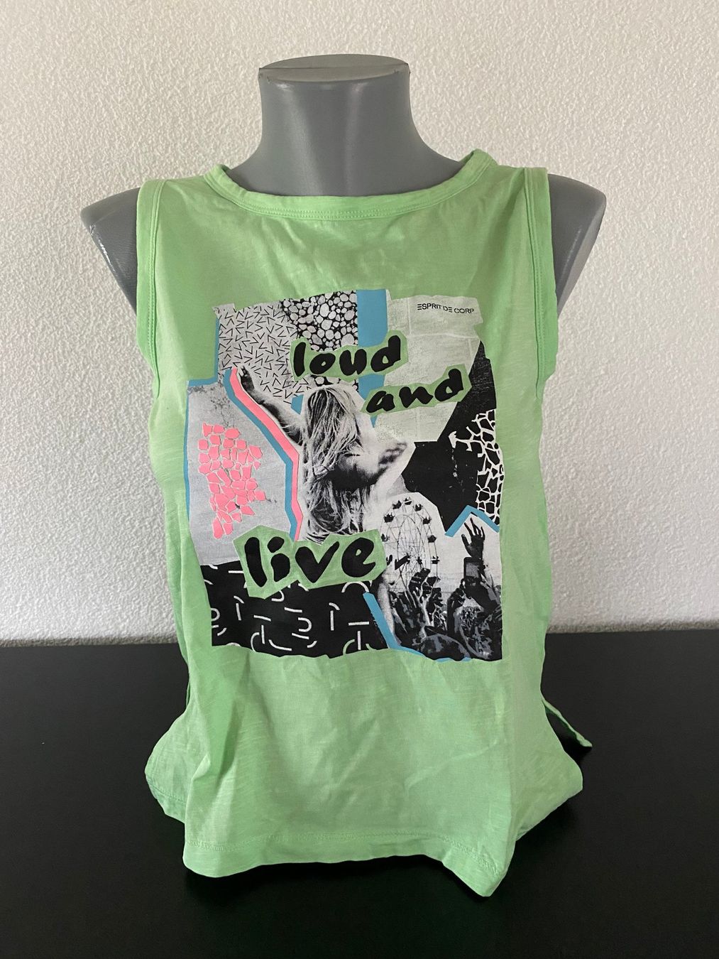Esprit T-shirt: Shirt Top Esprit - Hellgrün - Grösse XS – Usato da Eschenbach SG venduto da Peachick