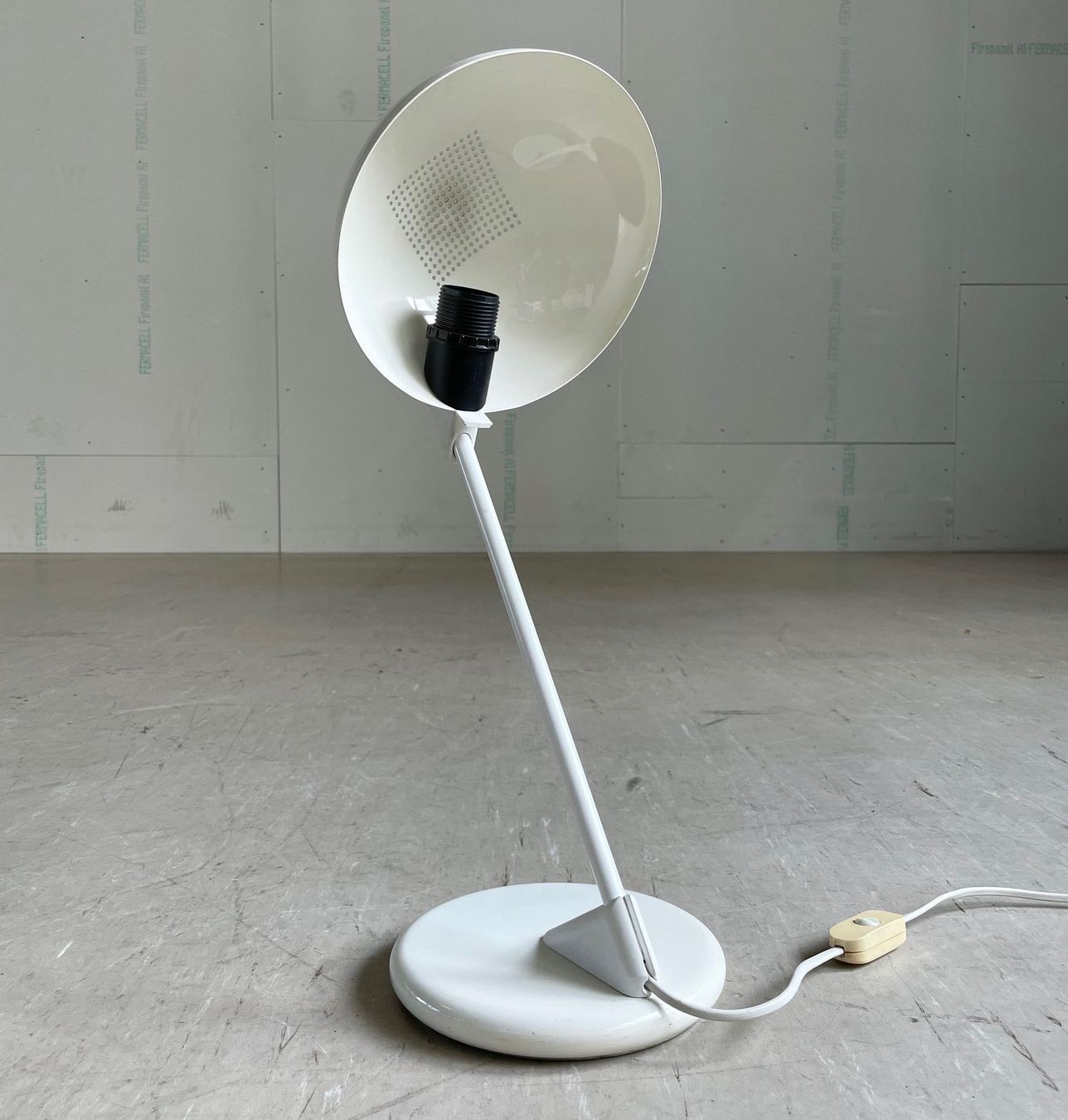 Lampade: 1980er Tischlampe von Seneca, Sweden – Usato da Bern venduto da Modern-Era 1
