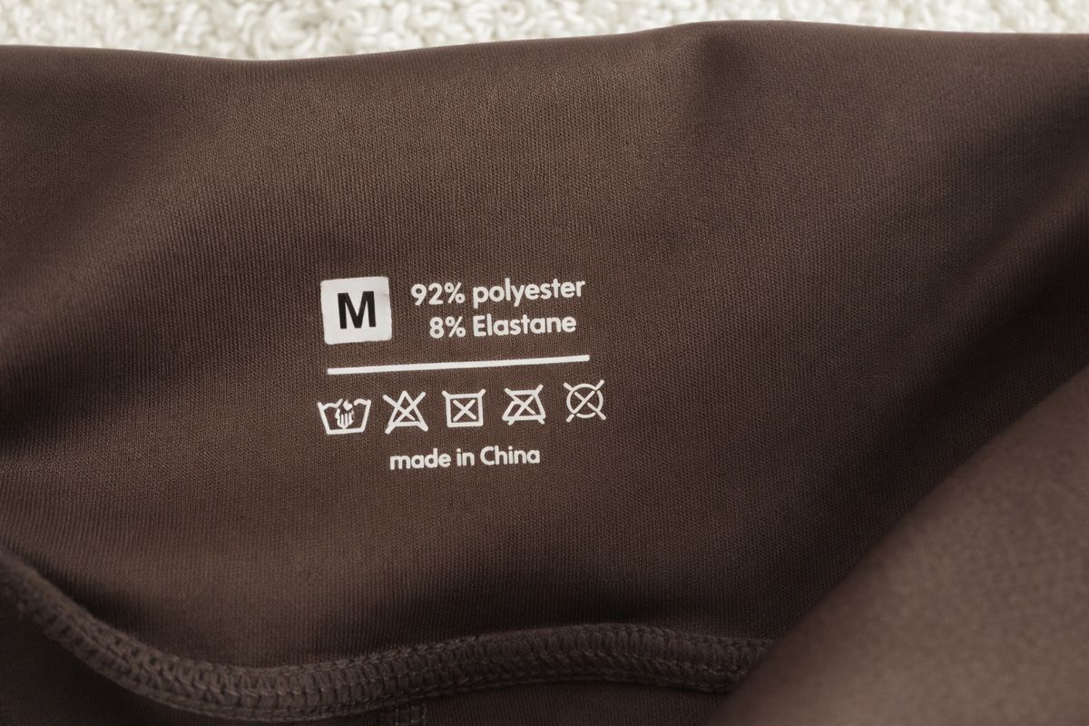 Lotti di vestiti: ENSEMBLE DE SPORT MARRON TAILLE M – Nuovo (secondo la descrizione) da Lausanne venduto da KeNaChic 2