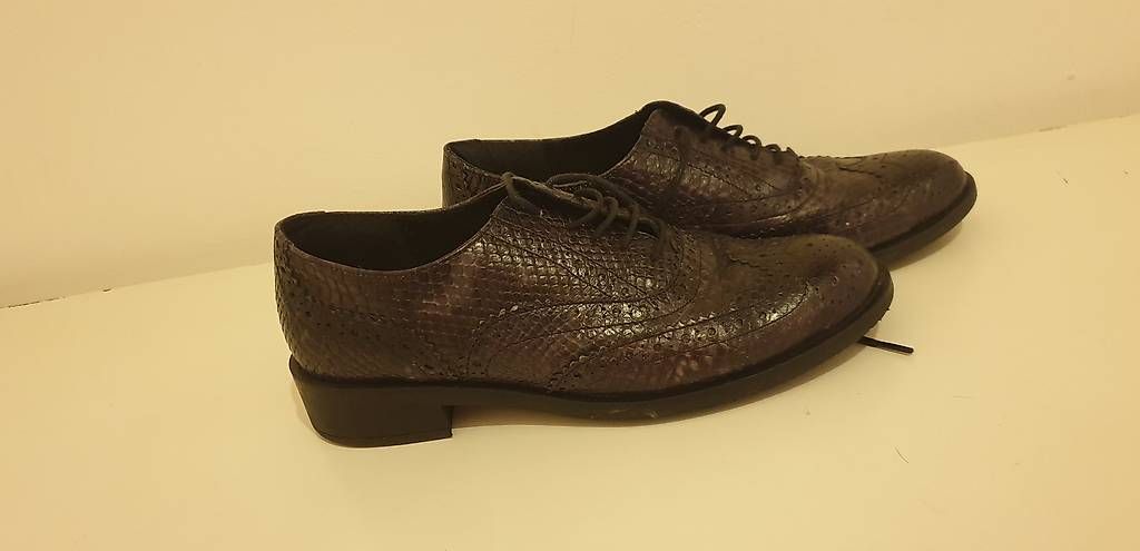 Damenschuhe: stock 4 paia n 37 – Gebraucht aus Lugano von ant_6zb7 2