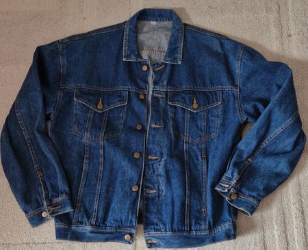 Coole "No Name" Jeansjacke in Grösse M - Zeitlos im Trend!