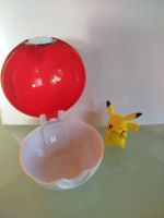 Figurine Pikachu avec Pokéball Pokémon, occasion