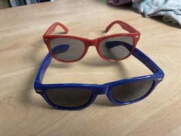 Sonnenbrillen rot und blau 2 Stck. Groesse Kinder neu