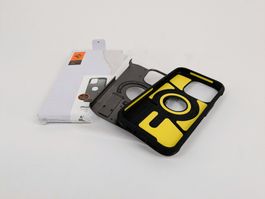 SPIGEN Tough Armour Handyhülle für iPhone 15 Pro