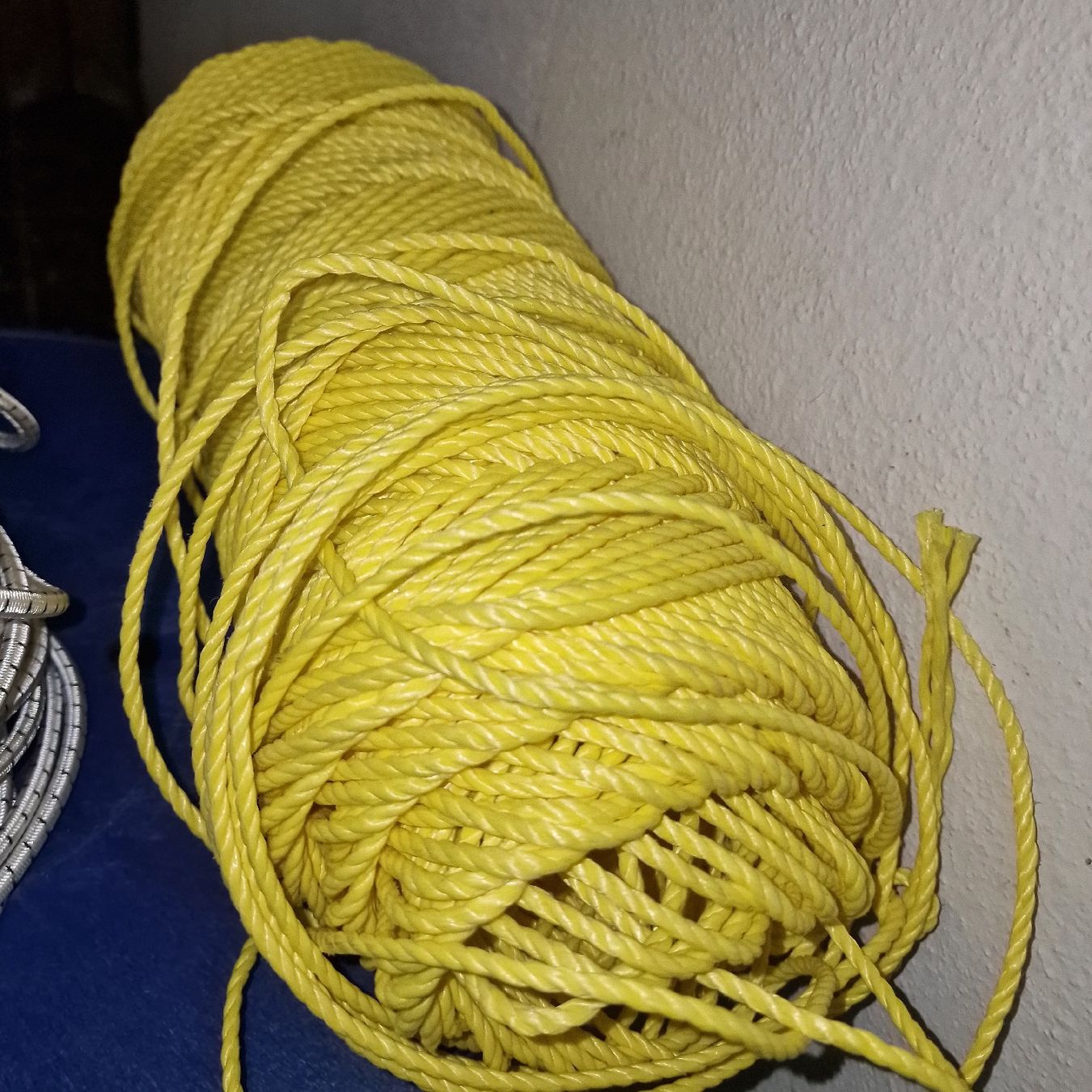 Corde: Gelbes Seil, ca. 40m - – Nuovo (secondo la descrizione) da Aarau venduto da shq_869r